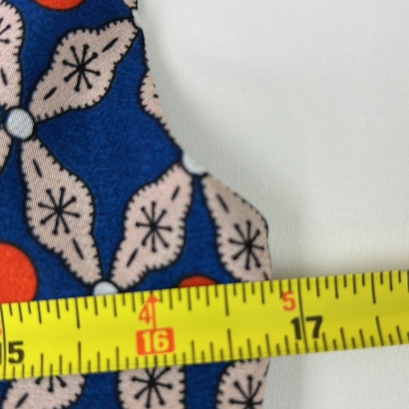 Aryeh Geometric V Neck Dress with V neck Back - Picture 7 of 11